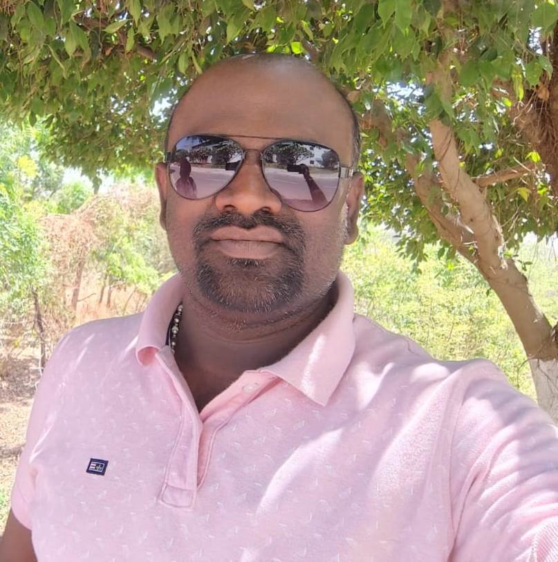 डॉ किरण कुऱ्हाडे 